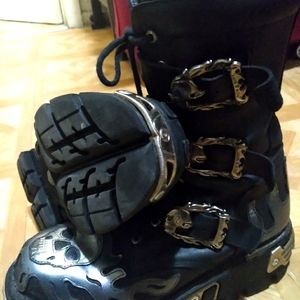 New rock reactor US12